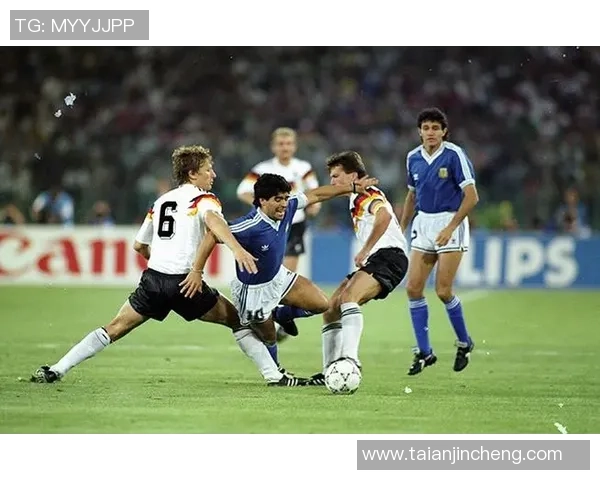 1994年世界杯阿根廷对阵希腊马拉多纳的传奇表现与精彩瞬间回顾