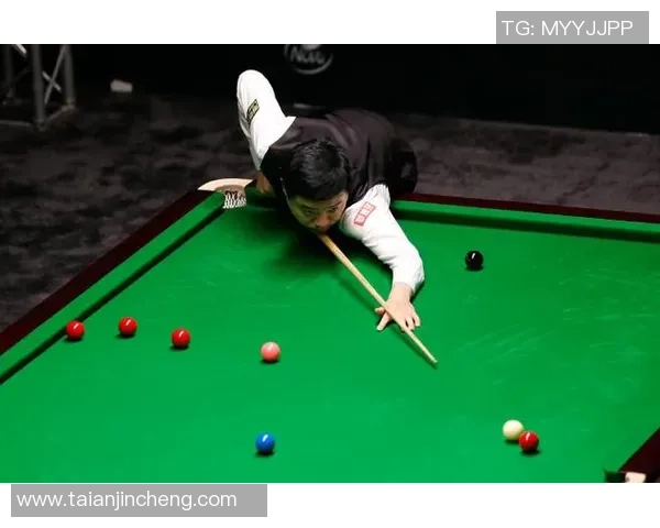 丁俊晖与霍金斯激战第三局精彩回顾与精彩瞬间分析